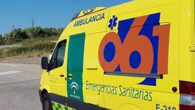 Muere un trabajador tras quedar atrapado en una máquina de una nave siderúrgica en Alcalá de Guadaíra