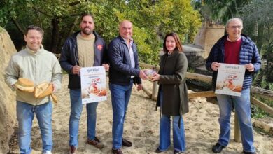 Ayuntamiento, FICA y las Asociaciones de Hosteleros, Pan y Tortas de Alcalá presentan la campaña navideña de apoyo al comercio local