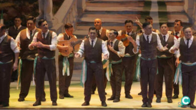 “El patriota” emociona al Falla en su actuación