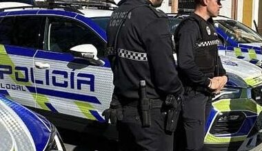 La policía y los vecinos impiden una ocupación doble de vivienda en Alcalá