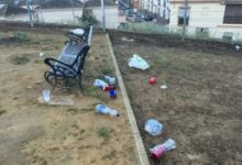 El incivismo de las botellonas convierte zonas de Alcalá de Guadaíra en vertederos