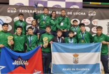 El Club de Luchas Olímpicas Milu arrasa en los Campeonatos de España: oro en U17 y U15 por equipos