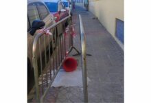 Otra farola que se cae y no se repone en Alcalá.