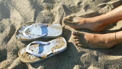 Turismo andaluz, el éxito que se despeña en chanclas