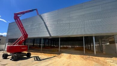 La nueva pista cubierta del Pablo VI avanza con una segunda fase que incluye la construcción de los vestuarios