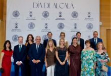 Alcalá celebra su día grande distinguiendo a diez referentes de la ciudad