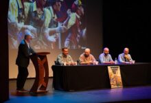 El talento carnavalero de Alcalá de Guadaíra brilla en la quinta edición del encuentro 'De Alcalá al Falla'
