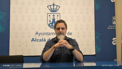 El «sablazo encubierto» del agua en Alcalá, VOX acusa a la alcaldesa Ana Isabel Jiménez de intentar engañar a los alcalareños y de subir el recibo del agua.